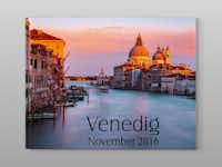 Pixum Fotobuch Kundenbeispiel von Venedig Cover eines Pixum Fotobuch Kundenbeispiels von Venedig vor grauem Hintergrund