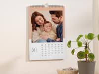 Calendrier photo personnalisé Calendrier mural personnalisé avec une photo d'un couple et d'un bébé
