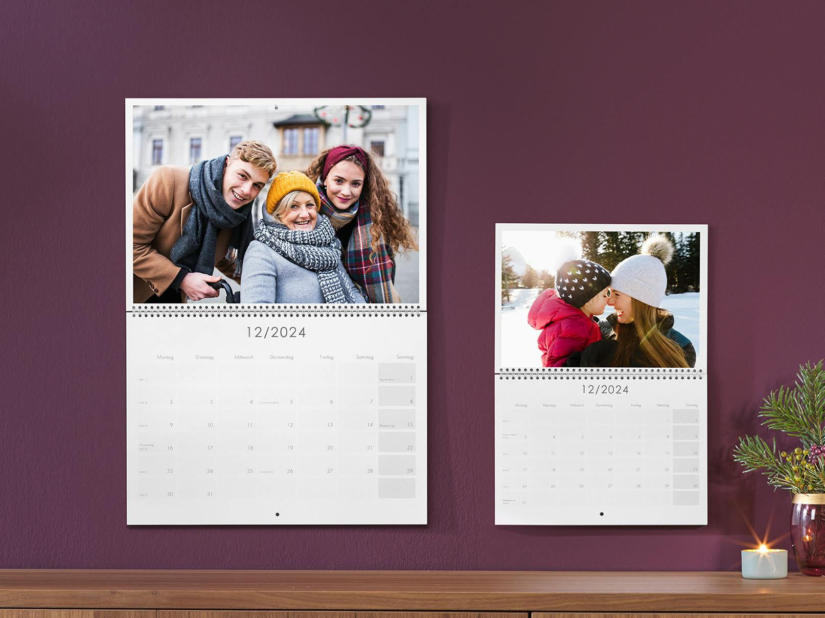 Deux calendriers pliables avec photos de famille hivernales
