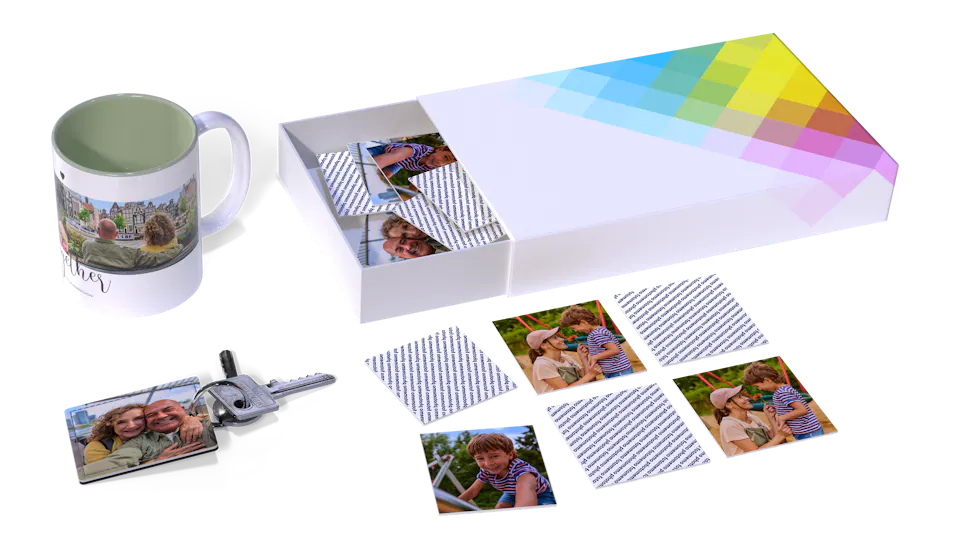 Juego memory, una taza y un llavero personalizados