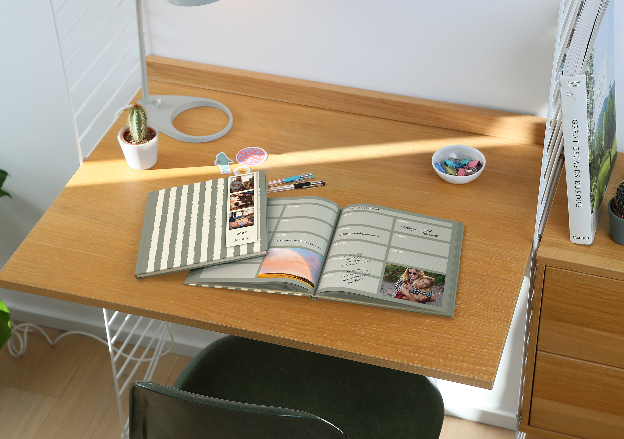 Taschenkalender mit grünem Design gestalten