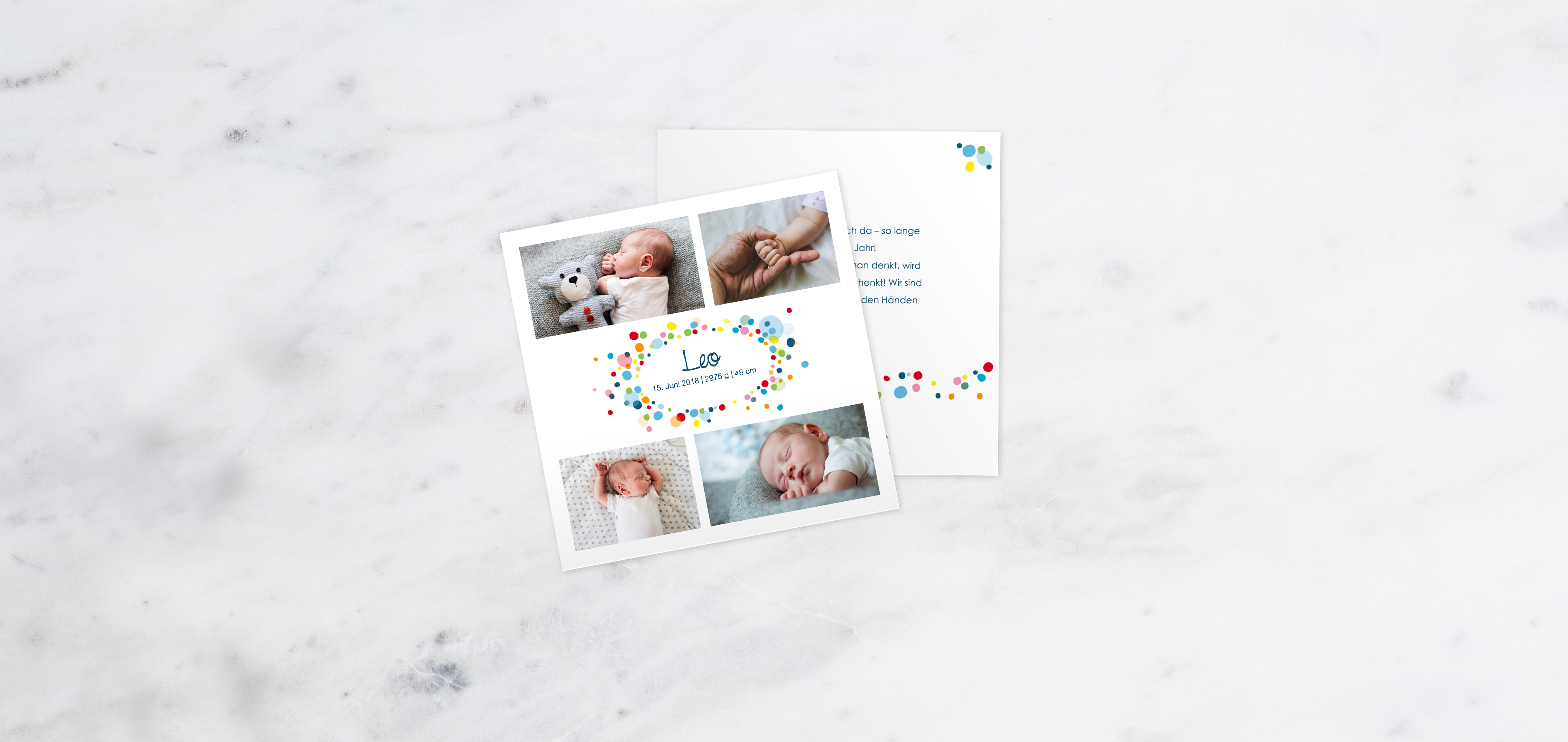 Karte mit bunten Punkten