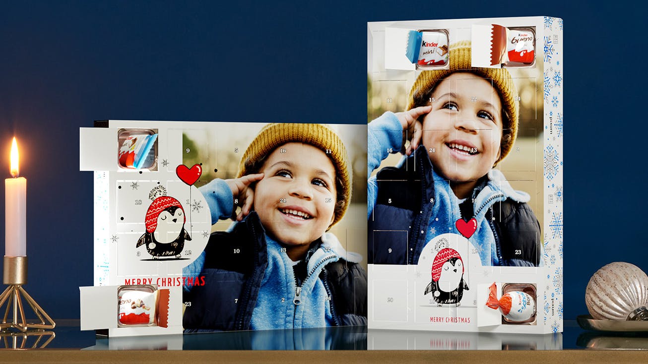 Adventskalender mit einem Foto von einem Jungen mit Mütze und Kinder Schokoladen