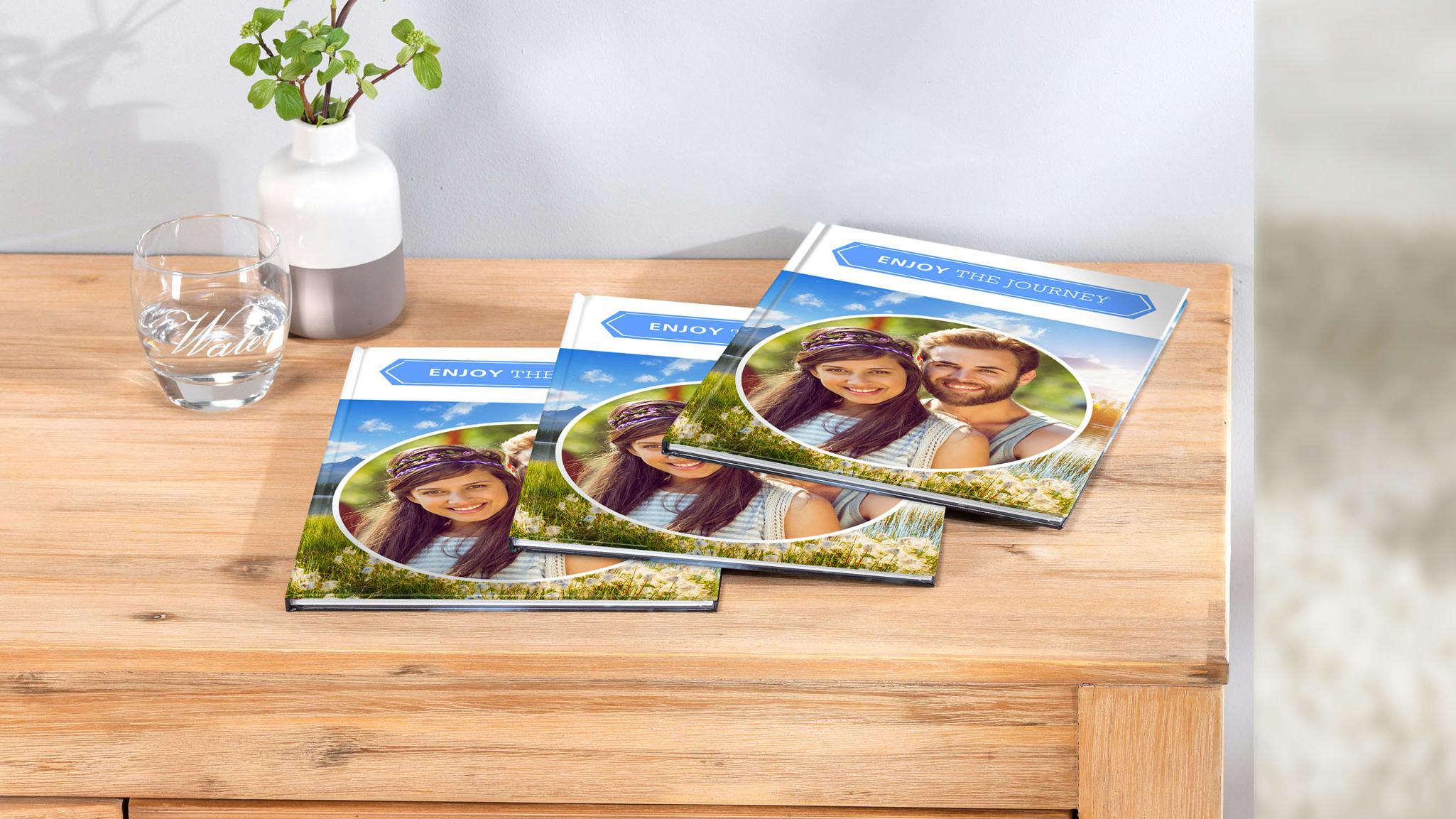 Trois livres photo Pixum portrait avec couverture identique