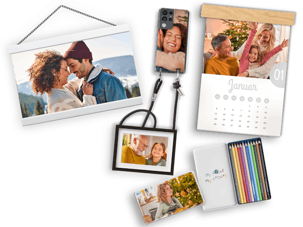Entdecke unsere neuen Produkte Mix aus Fotoposter mit Leiste, Wandkalender, Handykette, Foto im Rahmen und Stiftebox mit winterlich-weihnachtlichen Motiven